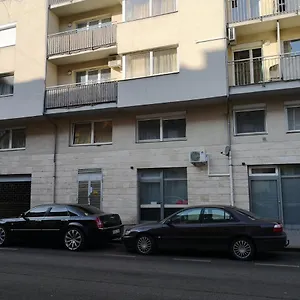 Apartament Peter's, Budapesta