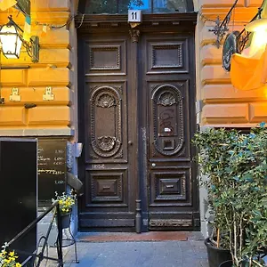 Casa Nora Liszt Ferenc Ter Budapest